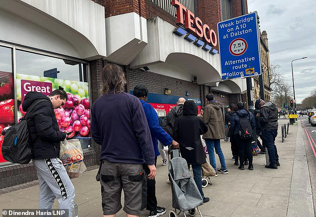 "cashless society risks"